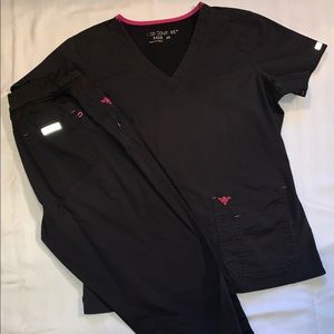 Med Couture scrub set